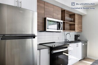 2222 15th Ave W-Unit -FL2-ID934 in Seattle, WA - Building Photo - Building Photo