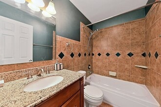 434 Hunters Way in Fox River Grove, IL - Foto de edificio - Building Photo