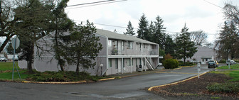 Oakcrest Apartments