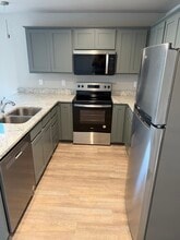 1012 N Plum St in Millsap, TX - Foto de edificio - Building Photo