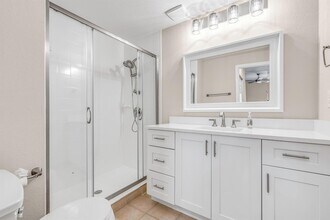 2802 Sarento Pl, Unit 110 in Palm Beach Gardens, FL - Building Photo - Building Photo