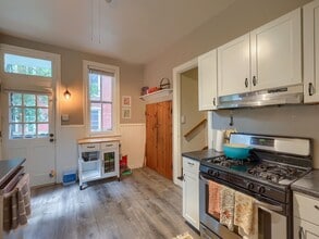 1530 Green St in Harrisburg, PA - Building Photo - Building Photo