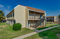 Silver Creek Apartments in Midland, TX - Foto de edificio - Building Photo