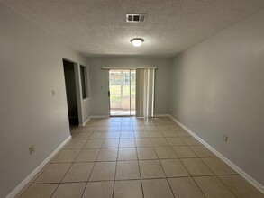 939 Tanager Rd-Unit -12 in Fort Walton Beach, FL - Foto de edificio - Building Photo