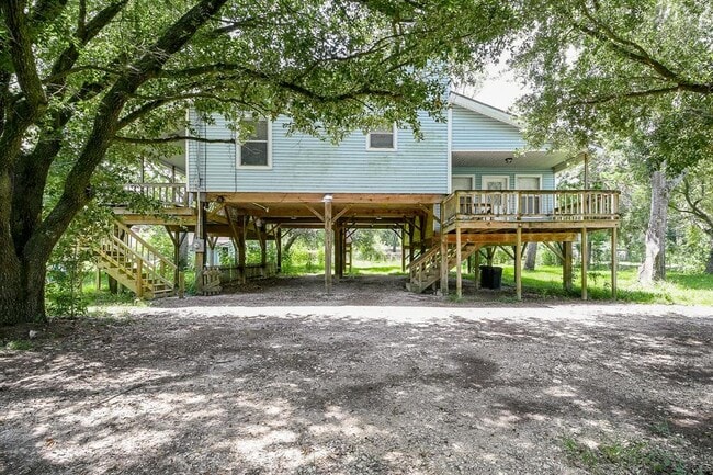 property at 11122 Sunturf Ln