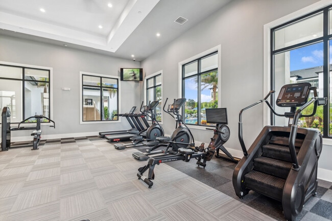 Ascend Reunion Crossing in Kissimmee, FL - Foto de edificio - Building Photo