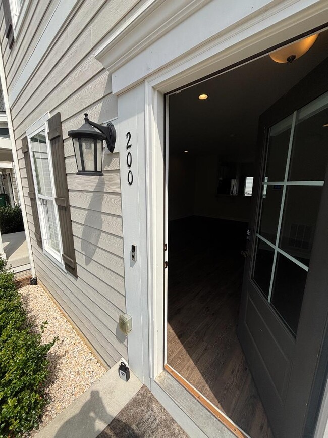 200 Hamilton Ave NW in Christiansburg, VA - Building Photo - Building Photo