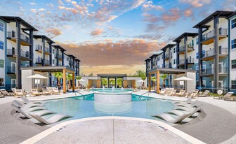 Evado in Summerville, SC - Building Photo