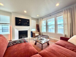 5066 Elmfield Wy in Highland, UT - Building Photo - Building Photo