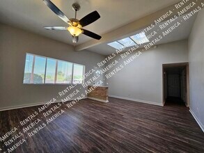 8340 E Vicksburg St in Tucson, AZ - Building Photo - Building Photo