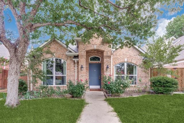 property at 6816 Thorncliff Trail