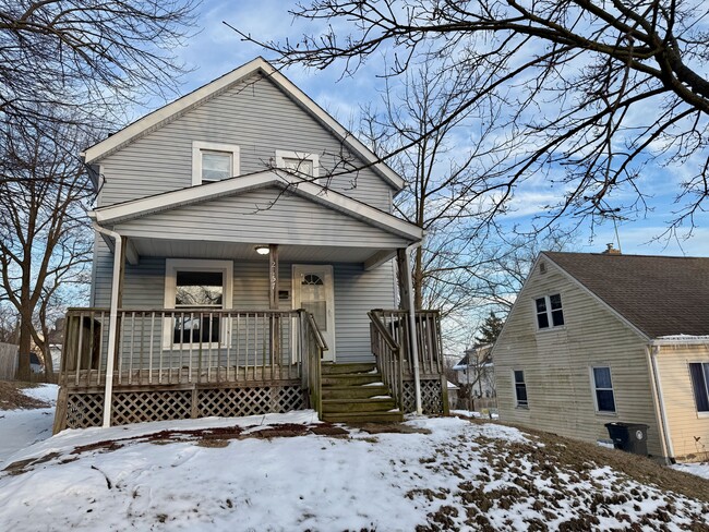 property at 2157 10th St SW