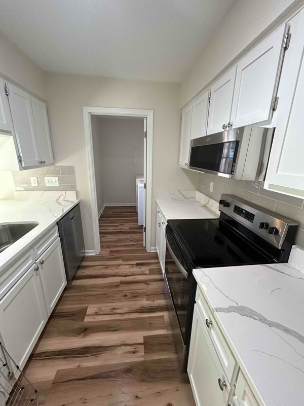 property at 1011 Hunters Trce