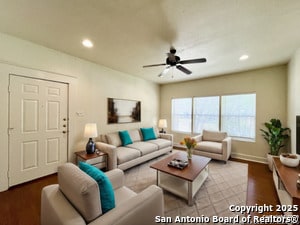 1535 W Woodlawn Ave in San Antonio, TX - Building Photo - Building Photo