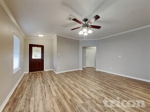 2422 Spring Lily Ct in Spring, TX - Foto de edificio - Building Photo