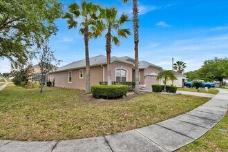1101 N Hampton Dr in Davenport, FL - Building Photo - Building Photo