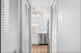 235 6th St NW in Winter Haven, FL - Building Photo - Building Photo