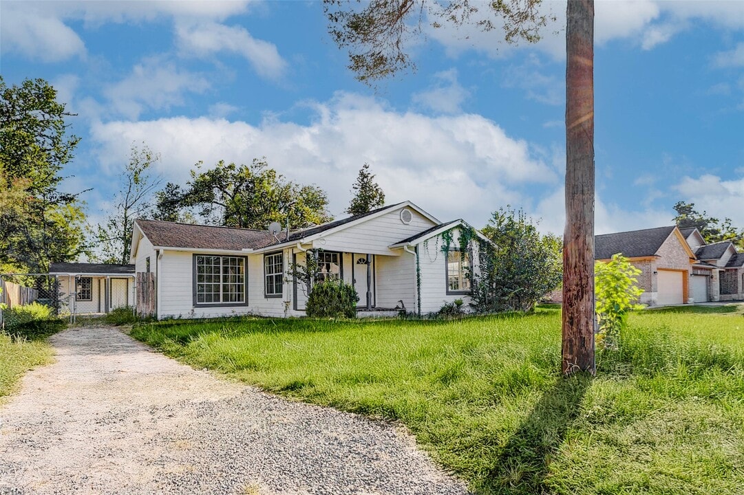 2311 Wavell St in Houston, TX - Building Photo