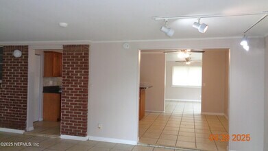 1204 Crown Dr in Jacksonville, FL - Building Photo - Building Photo