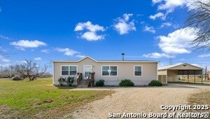 13045 Stuart Rd in San Antonio, TX - Building Photo