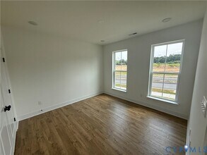 15392 Oasis Sun Wy in Midlothian, VA - Building Photo - Building Photo