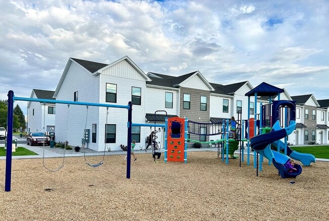 2913 Sunburst Dr in Ammon, ID - Building Photo - Building Photo