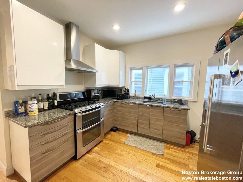 7 Sudan St, Unit 1 in Boston, MA - Building Photo