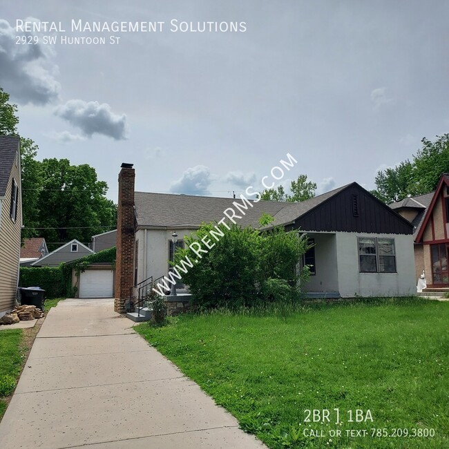 property at 2929 SW Huntoon St