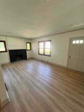 609 Sydney Ave in Loves Park, IL - Building Photo - Building Photo