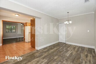 7000 SW 12th St in Pembroke Pines, FL - Building Photo - Building Photo