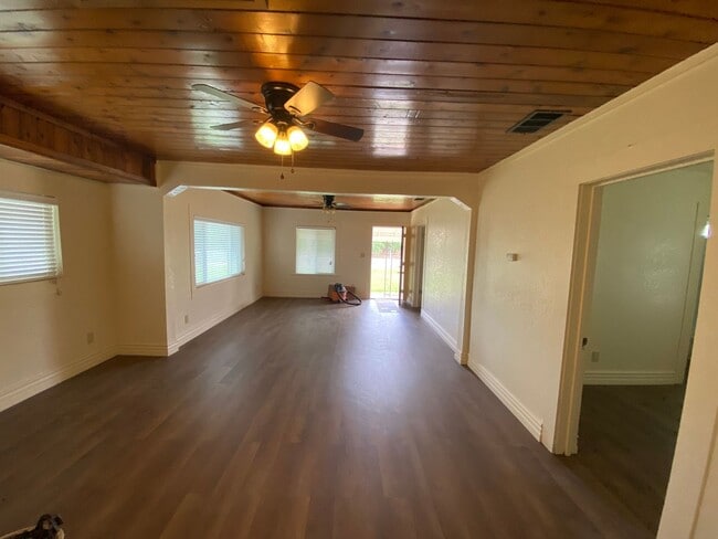 property at 1594 7th Ave Dr