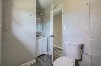 1913 2nd Ave N in Texas City, TX - Building Photo - Building Photo