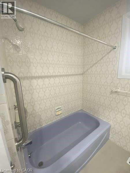 16 Gay Crescent in Kitchener, ON - Building Photo - Building Photo