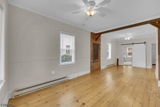 16 Schooleys Mountain Rd in Washington Township, NJ - Building Photo - Building Photo