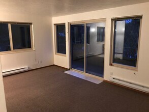 4228 Francis Ave N, Unit 103 in Seattle, WA - Foto de edificio - Building Photo