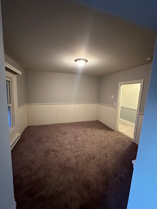 64 McElwain Ave, Unit #1 in Cohoes, NY - Building Photo - Building Photo