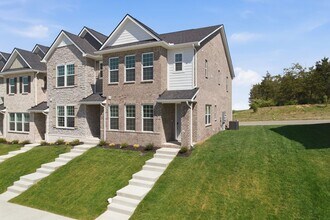 320 Lynwood Station Blvd in Mount Juliet, TN - Building Photo - Building Photo