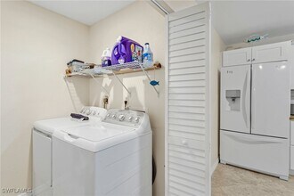 15514 Crystal Lake Dr in North Fort Myers, FL - Building Photo - Building Photo