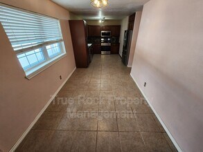 729 E 22nd St in Ada, OK - Building Photo - Building Photo