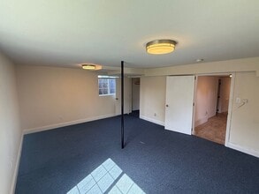 327 S 35th St in Richmond, CA - Building Photo - Building Photo