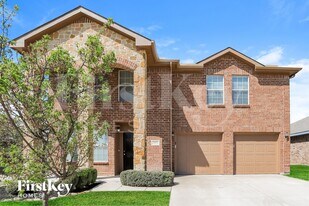 10021 Fox Hill Dr in Fort Worth, TX - Building Photo