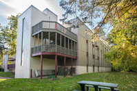 West Huron Apartments in Ann Arbor, MI - Foto de edificio - Building Photo