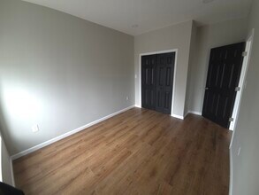 2732 Reisterstown Rd, Unit 2 in Baltimore, MD - Building Photo - Building Photo