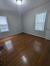 179 Chatham St, Unit 1 in New Haven, CT - Building Photo - Building Photo