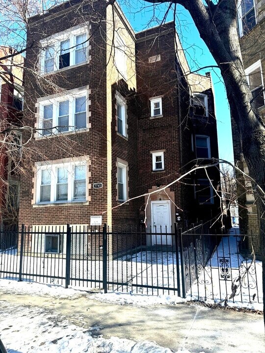 7741 S Yates Blvd in Chicago, IL - Building Photo