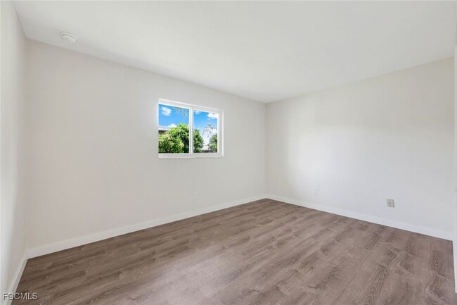 property at 1202 SE 14th Terrace