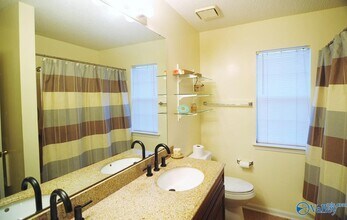 220 Knox Creek Trail NW in Madison, AL - Building Photo - Building Photo