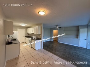 1280 Druid Rd in Clearwater, FL - Building Photo - Building Photo