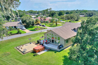 12451 Insim Ln, Unit Waterfront unit in Leesburg, FL - Building Photo - Building Photo