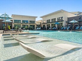 Rye Bunker Hill Apartments in Garland, TX - Building Photo